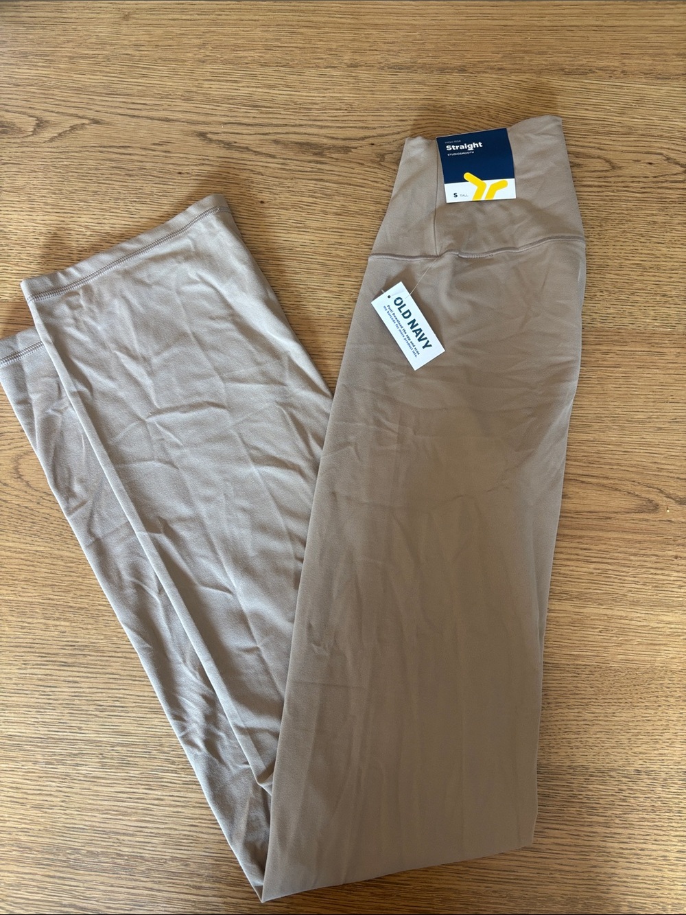 Old Navy Straight Leg Yoga Pants